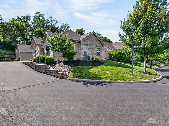 4th image of 2484 Locust Hill Blvd