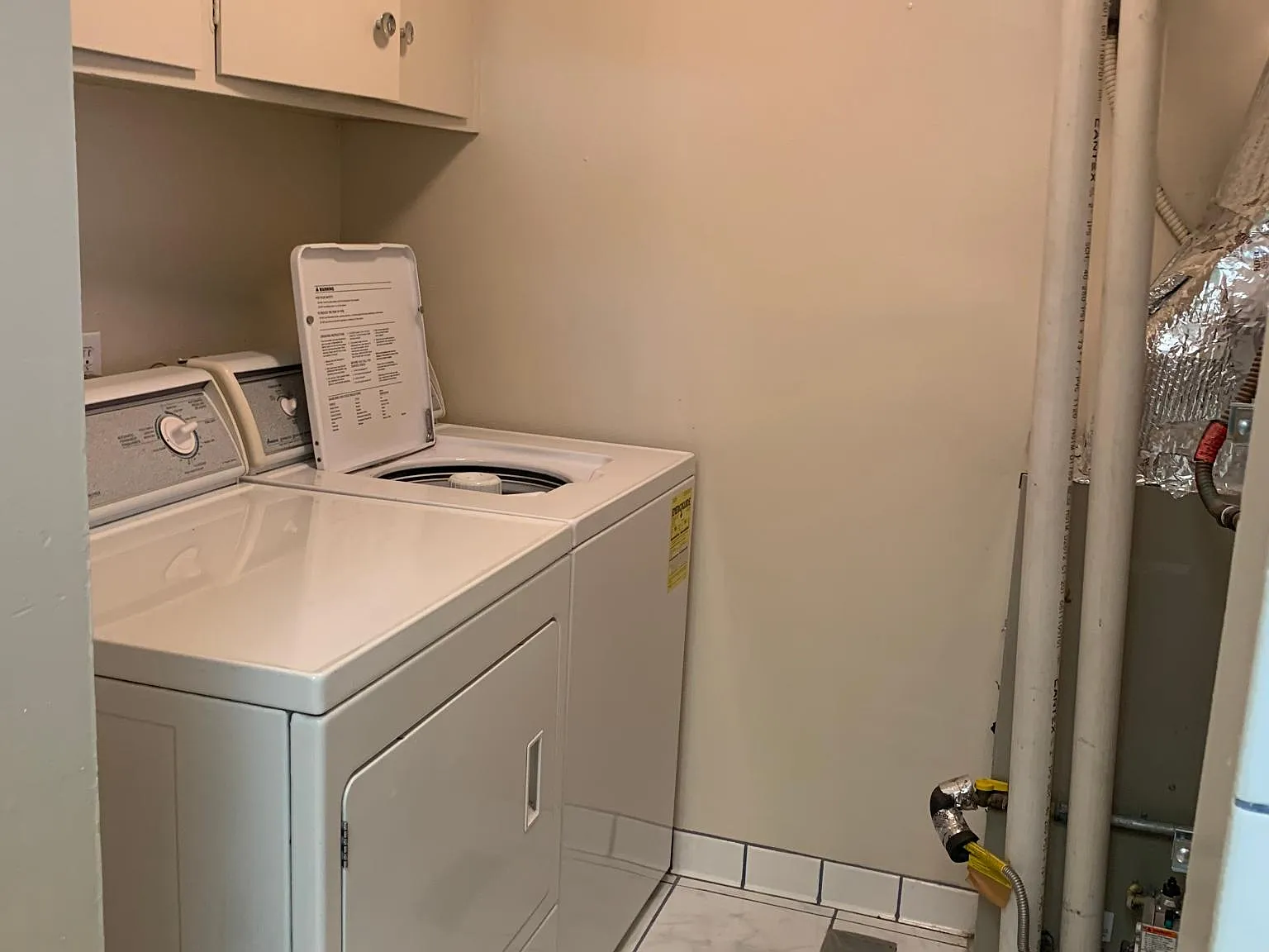 3 bed, 1200 sqft, $3,800 — Photo 2