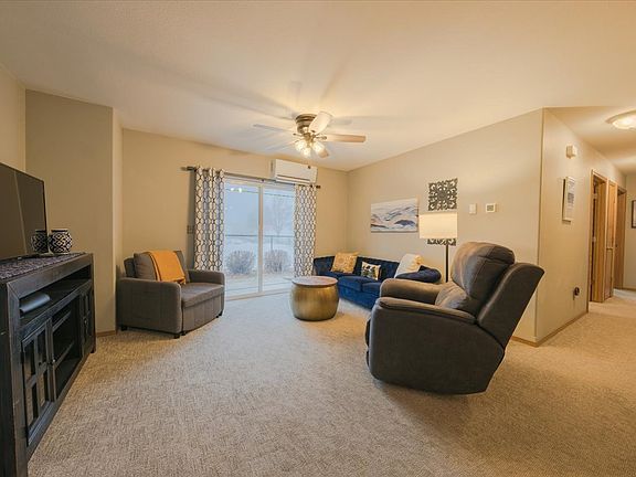 2nd image of 24 Diane Rd APT C