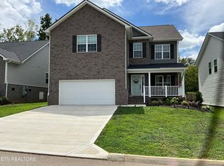 7613 Honey Oaks Rd, Corryton, TN 37721