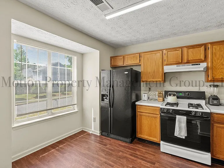 6426 Charter Way — Photo 6
