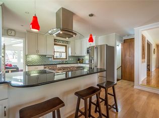 2225 E Queensway Dr, Bloomington, IN 47401