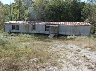 725 Clay Boyatt Rd, Oneida, TN 37841