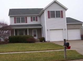 2552 Calaveras Dr, Valparaiso, IN 46385