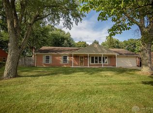 571 Lewisham Ave, Dayton, OH 45429