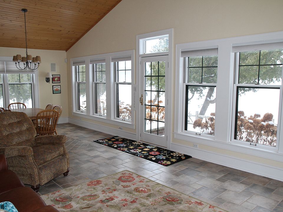 Great Room overlooking lake