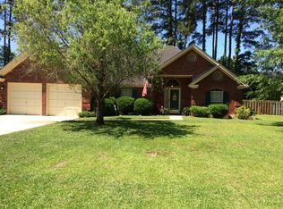186 Parkside Dr, Richmond Hill, GA 31324