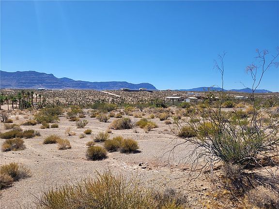 2nd image of 343-21-070A E Pueblo Drive