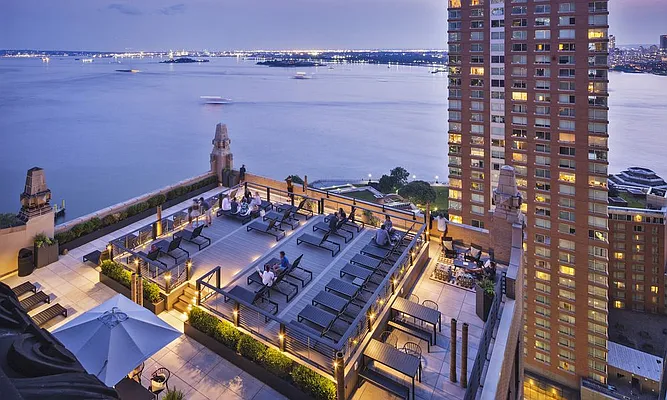 Rented by The Moinian Group | media 28