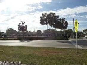 3rd image of 5285 Golden Gate Pkwy