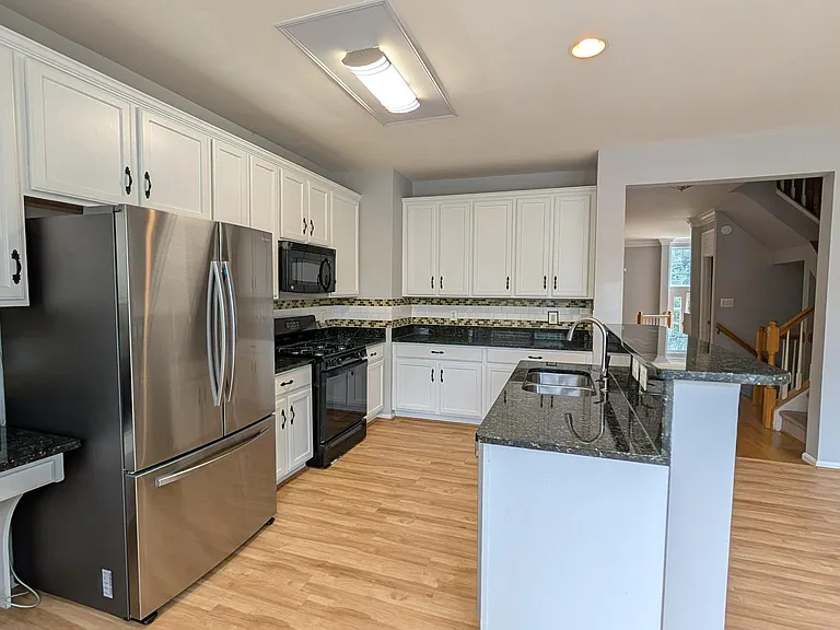 13996 Khalid Ln — Photo 12