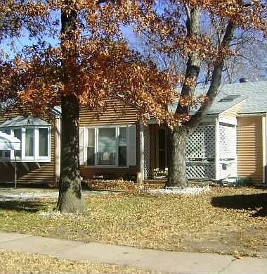 2nd image of 2108 S Grove St