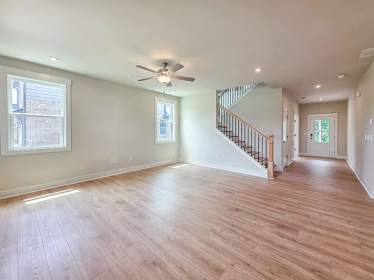 663 Dugout Dr — Photo 13