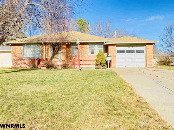1620 Q St, Gering, NE 69341