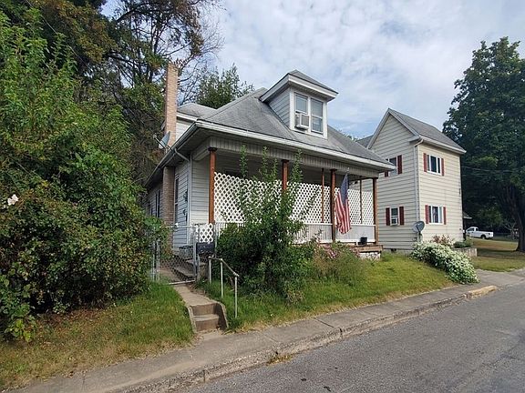 2nd image of 1109 N High St