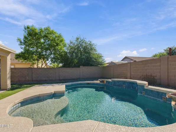 2643 E DESERT ROSE Trail, San Tan Valley, AZ 85143