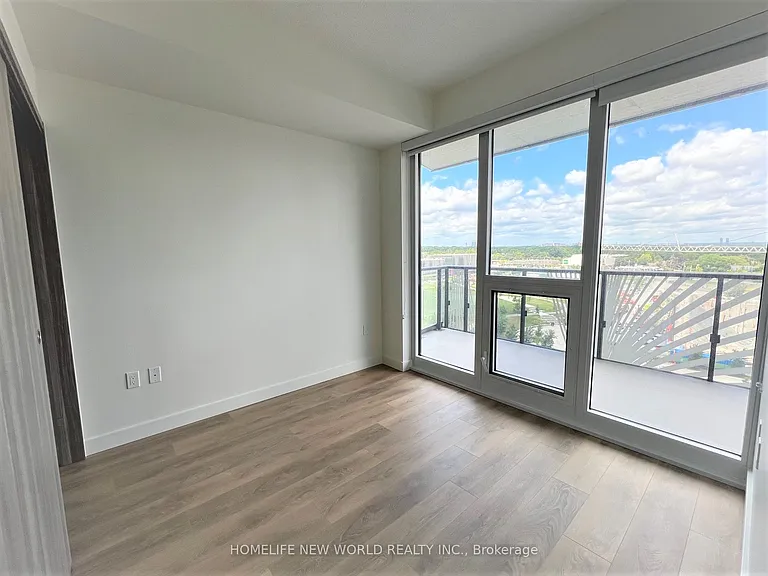 85 McMahon Dr #1110 — Photo 10