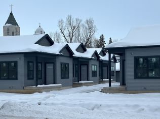 828 Clay St, Cedar Falls, IA 50613