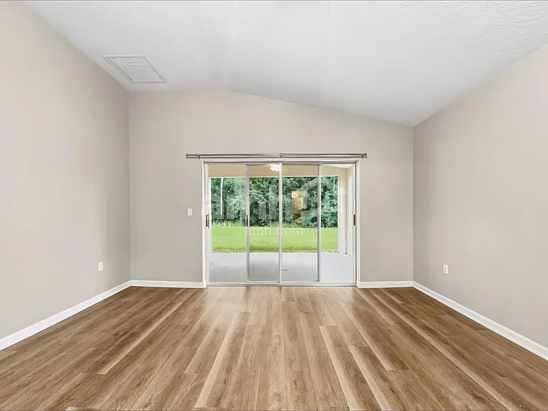 7330 Crescent Palm Dr — Photo 10