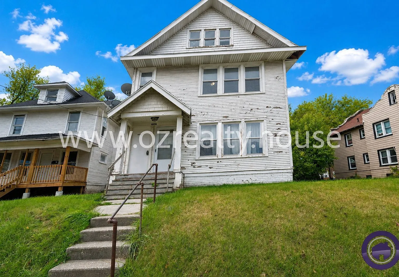 3 bed, 1.0 bath, 1178 sqft, $820 — Photo 1