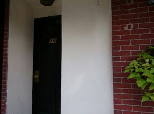 16 Parmenter St APT 4L, Boston, MA 02113