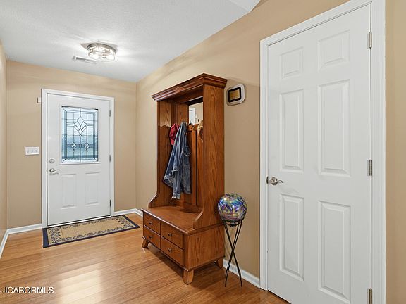 2nd image of 505 Justin Ln