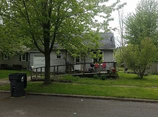 709 N Hathaway St, Winamac, IN 46996