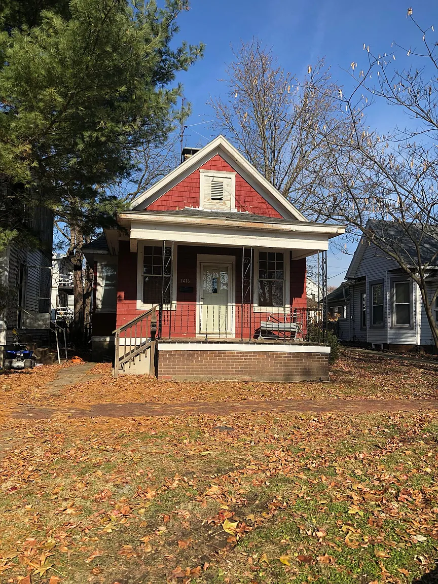 1416 Edgar Ave photo 1