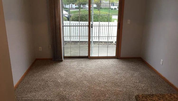 14063 Plymouth Ave — Photo 6