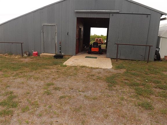 4th image of 21259 E County Road 160