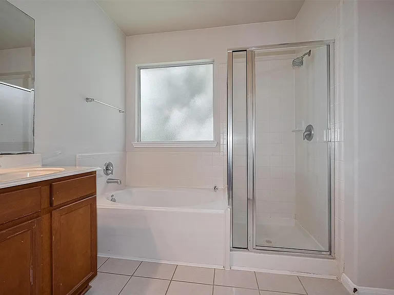 21406 Rioja Bluff Ln — Photo 31
