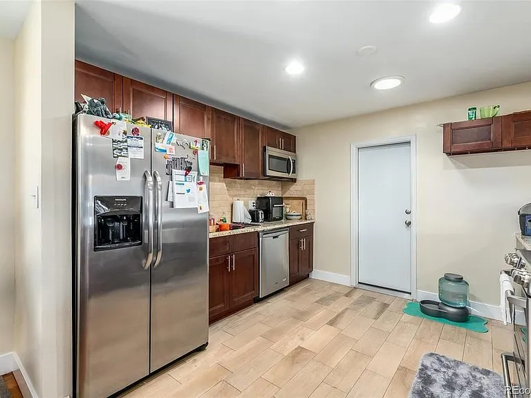 4390 Newland St — Photo 4
