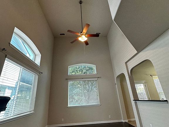 5th image of 9301 Sweetgum Dr #149