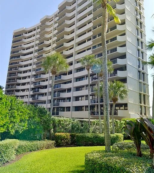 4001 Gulf Shore Blvd N #707 — Photo 25