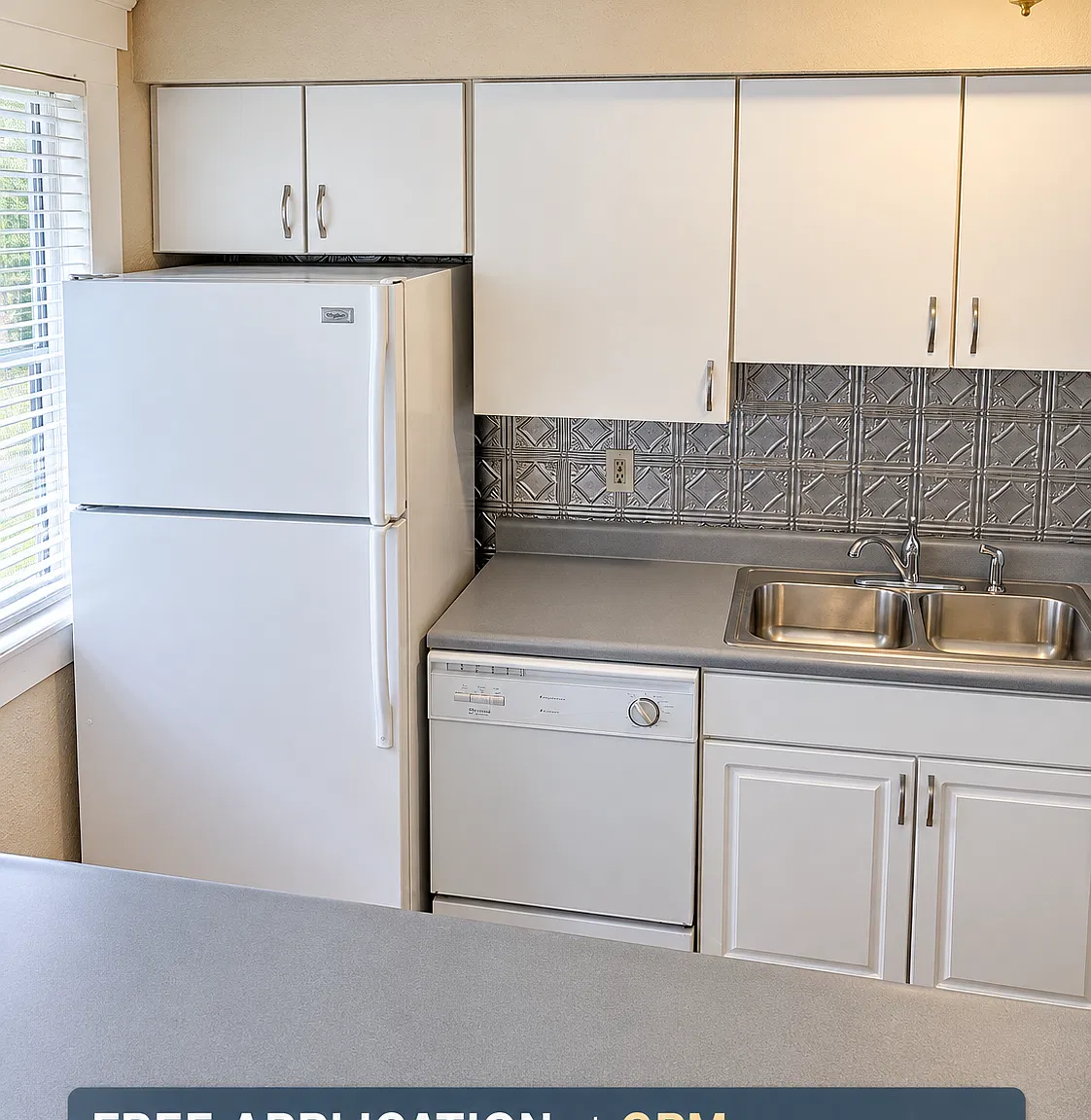 812 West Main Street - 2 — Photo 3