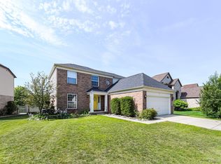 6388 Jonquil Ln, Ypsilanti, MI