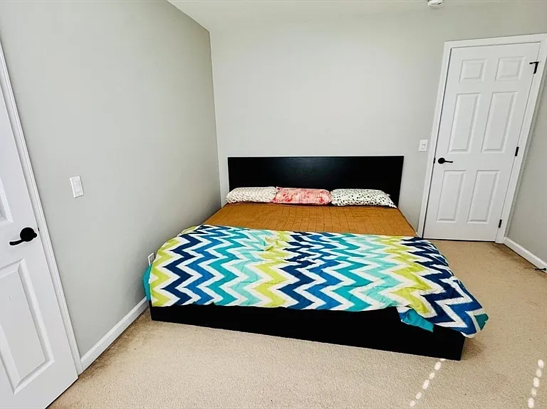 294 Hayden Rowe St #294 — Photo 18