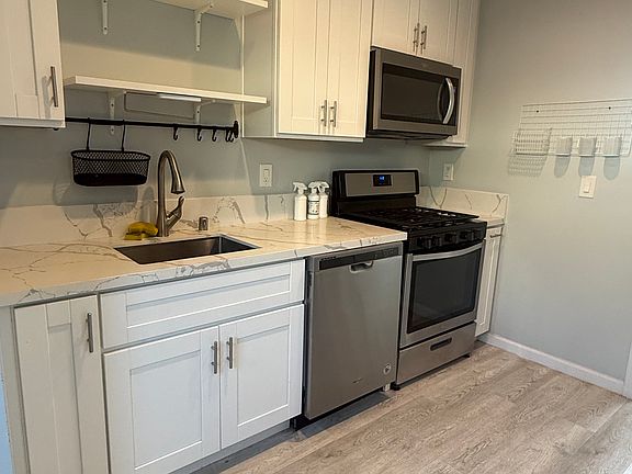 2nd image of 7841-43 Backer Rd