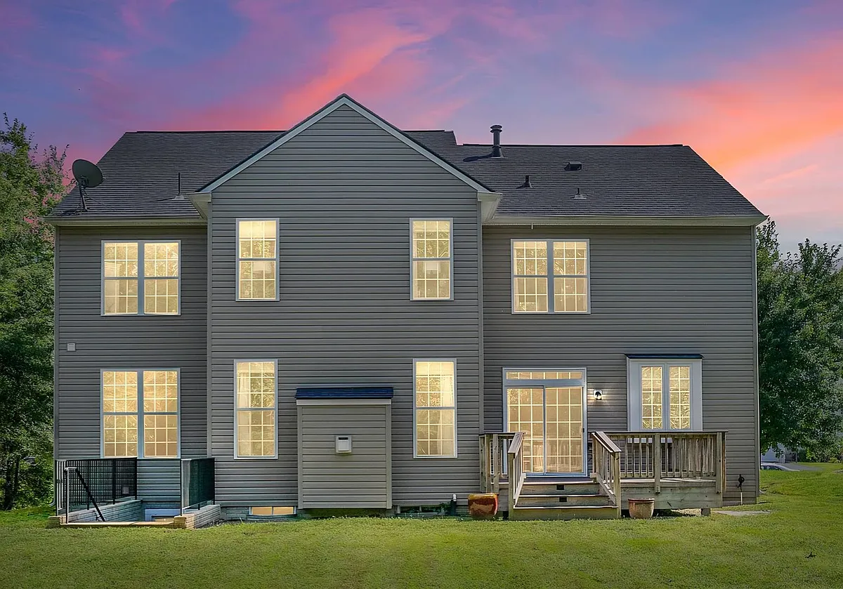 Building Photo - 4306 Chatham Dr