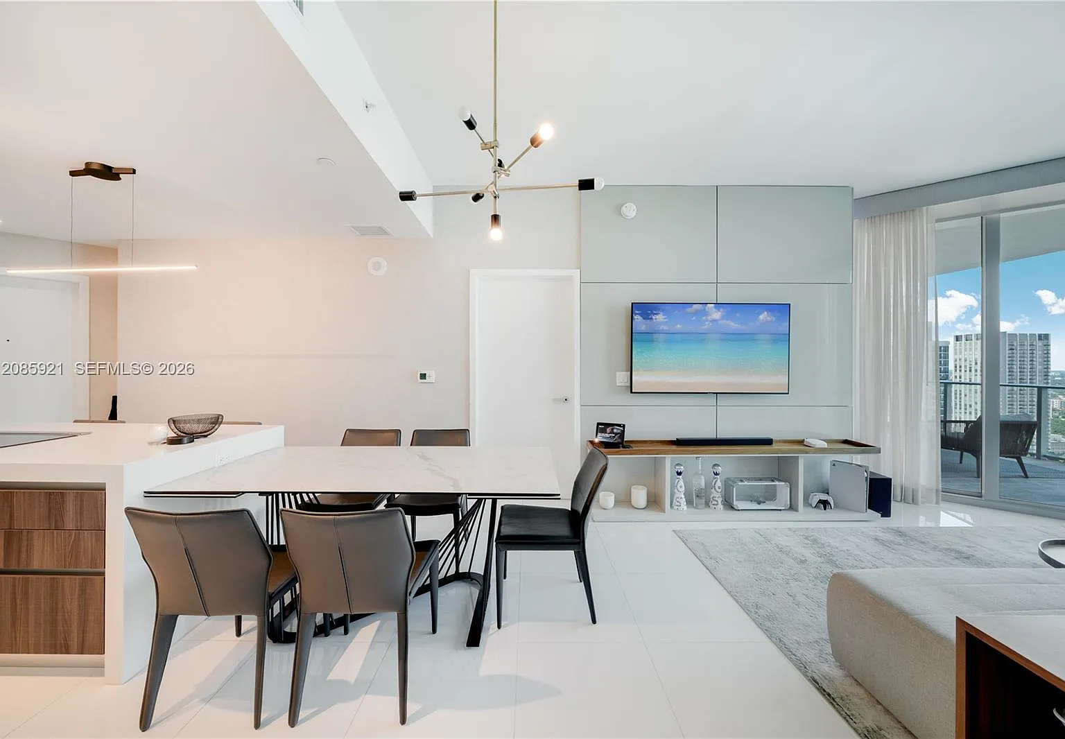 Paramount Miami Worldcent — Photo 2