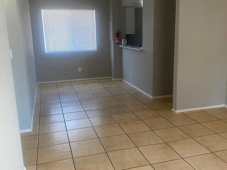 3823 N 23rd Dr #4 — Photo 7