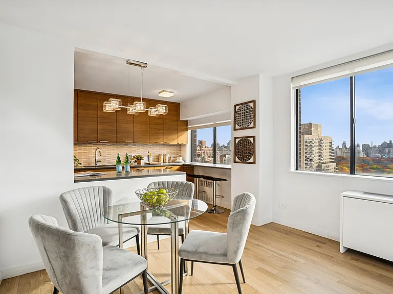 45 W 67th St #22B — Photo 17