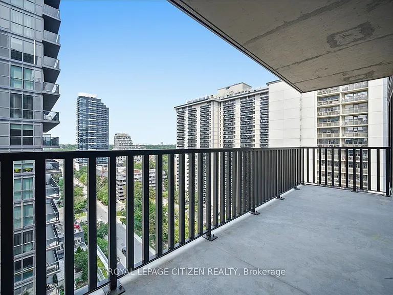 109 Erskine Ave #1502 — Photo 31