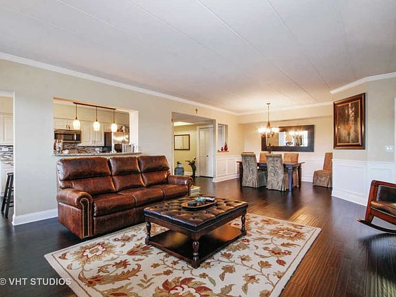 4th image of 17935 Oak Park Ave Unit 3D