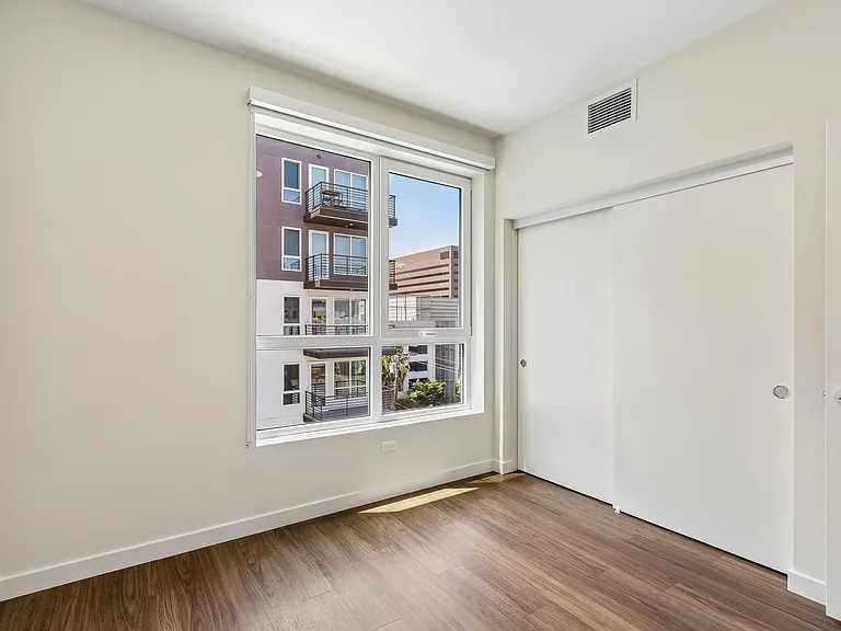 Maru Apartments — Photo 69