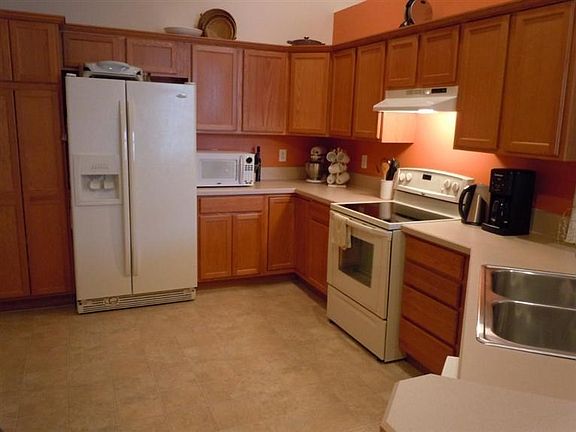 5th image of 4092 Whitegate Dr