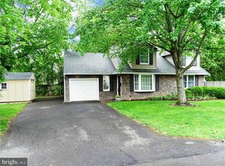 104 Longshore Ave, Yardley, PA 19067