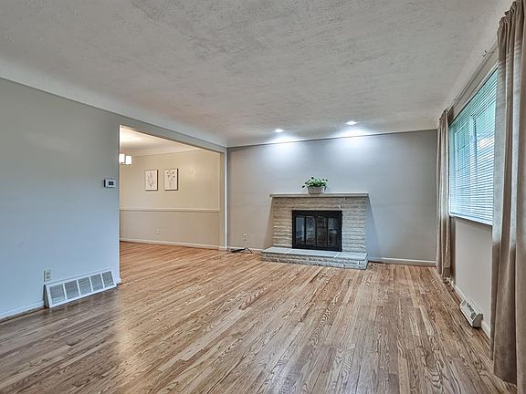 4th image of 4019 Tramore Dr