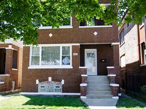 2nd image of 6742 S Artesian Ave