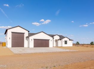 34449 N Elk Run Rd, San Tan Valley, AZ 85143